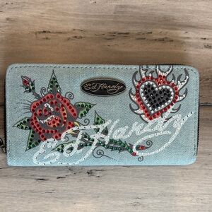 NWT Ed Hardy Light Blue Denim-Style Wristlet Wallet with Red Rose & Heart
